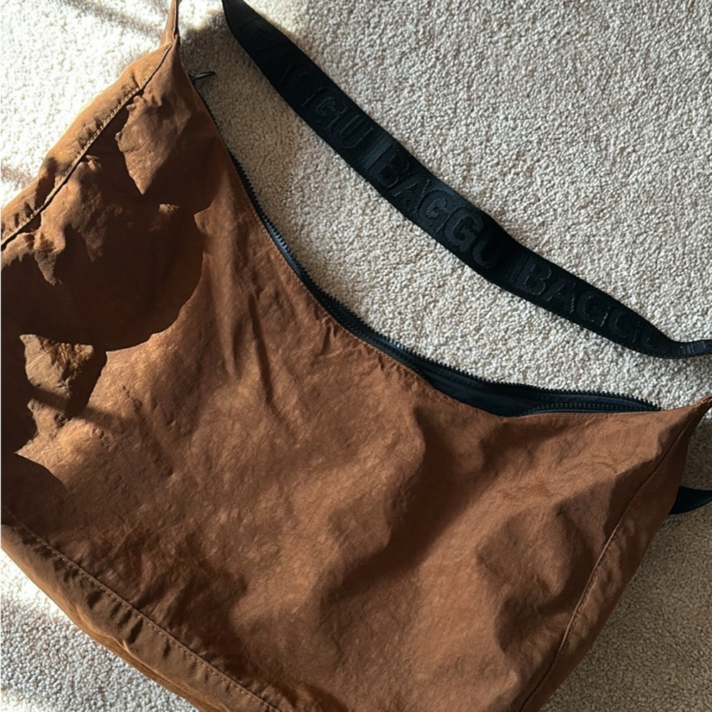 Baggu Brown Large Crescent Bag